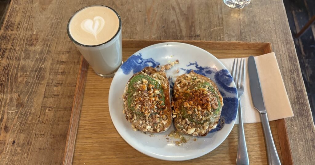 BRICOLAGEBREADアボカドトースト