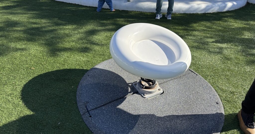 都立明治公園インクルーシブ広場